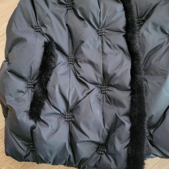Chico's Nylon Fur Trim Puffer Vest size 3 (XL) - Picture 5 of 6